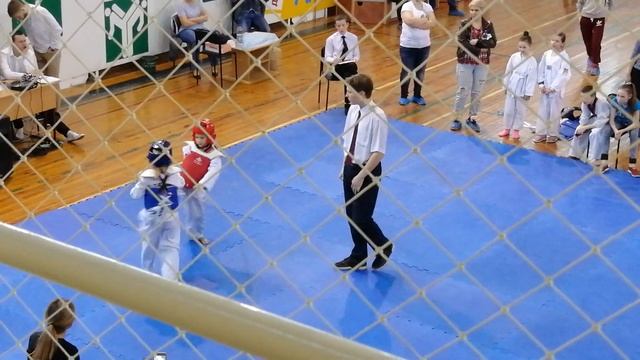 Мой первый бой в спортивном клубе,, ТХЕКВОНДО,, Я синяя смотреть онлайн