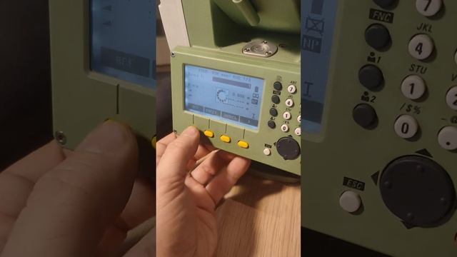 Круглые колонны. Выставление опалубки с Leica TS 06 смотреть онлайн