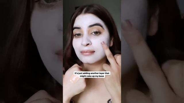 WHITE Foundation for a filtered face?? #ytshortsindia #shortsindia #makeuphacks #viralbeauty смотреть онлайн