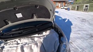 Меняем масло. Toyota Passo.