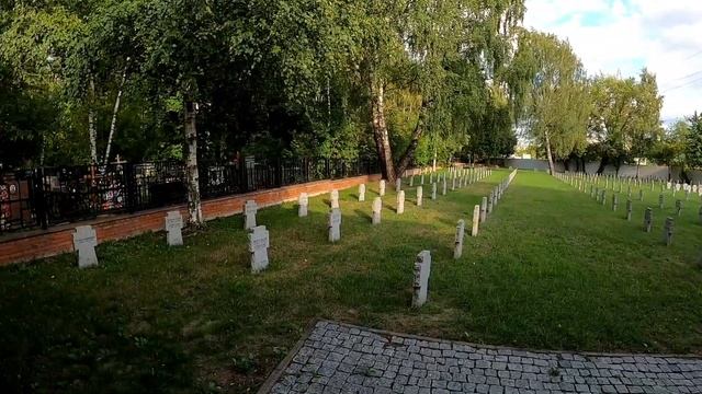 Прогулка по Люблинскому кладбищу. Известные захоронения смотреть онлайн