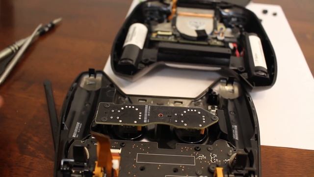 Opening an Nvidia Shield Portable clicking D pad repair смотреть онлайн
