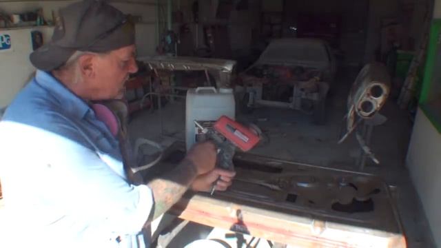 How To Remove RUST - Do It Yourself Sandblasting смотреть онлайн