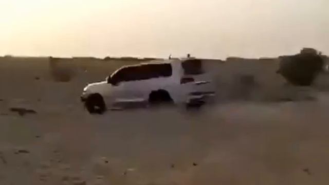 Как развлечь себя TOYOTA Land Cruiser 200 смотреть онлайн