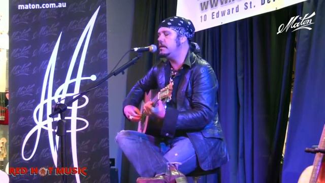 Jeff Martin On Alternate Tunings (Part 1 of 4) смотреть онлайн