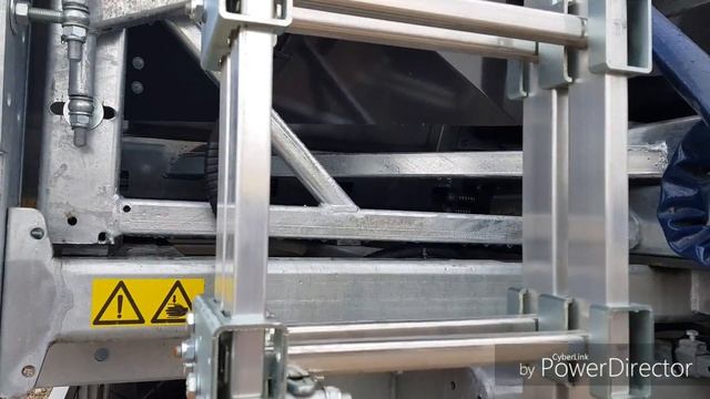 Везу сельхоз технику John Deere. смотреть онлайн