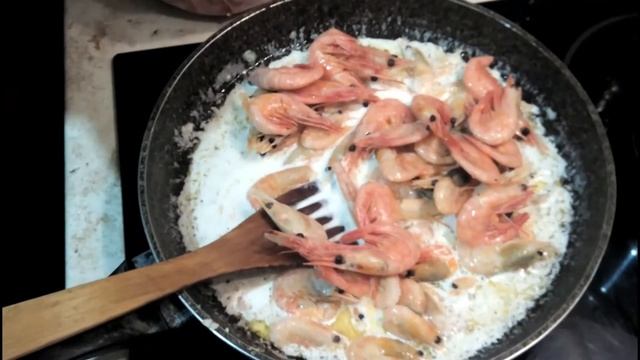 Креветки в сливочном соусе не очищенные смотреть онлайн