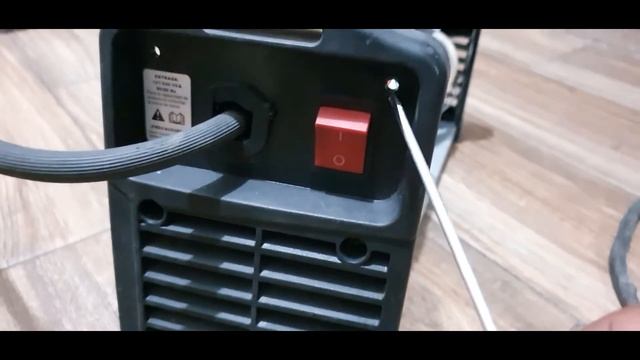 MANTENIMIENTO A UNA SOLDADORA TIPO INVERSORA