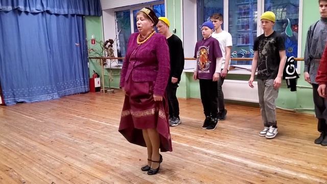 Мужские движения ногами под песню Ой да Калитвенцы, молодцы. смотреть онлайн