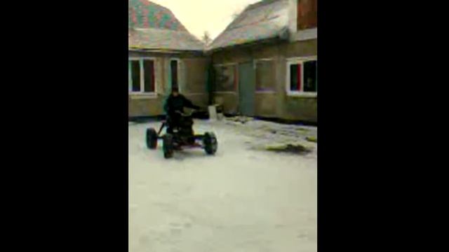 Саморобний квадроцикл на базе мотоцикла Днепр МТ смотреть онлайн