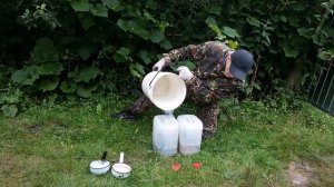 КАК ОТМЫТЬ канистру  от зелени ИЗНУТРИ