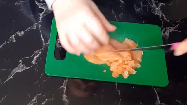 БЛИНЧИКИ НА СЛИВКАХ С КОПЧЕНЫМ ЛОСОСЕМ - ВКУСНОТА ОБАЛДЕННАЯ !!!