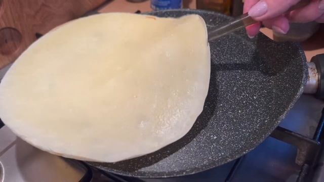 Блины с начинкой из лёгкого.