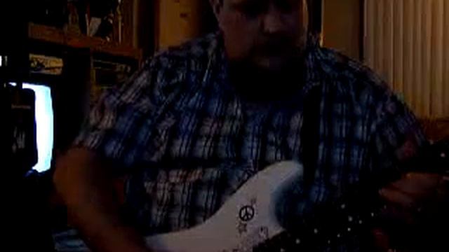 Ibanez™ DS10 Distortion Charger review смотреть онлайн