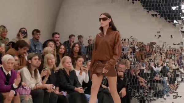 Acne Studios Весна-лето 2024 Париж