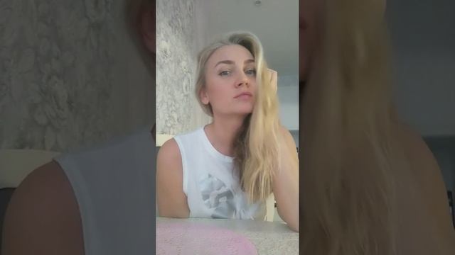 Стихи. "Мне без тебя так трудно жить." "От чего ты сегодня печальна?" смотреть онлайн