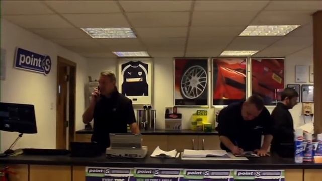 Fife Autocentre - Leading Distributors of Tyres, Brakes, Servicing & MOTs смотреть онлайн
