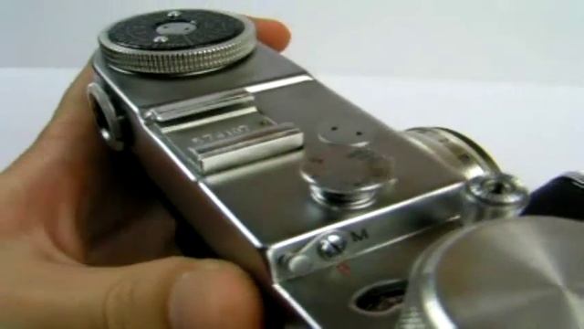 Vintage Leningrad camera with Jupiter-3 lens смотреть онлайн