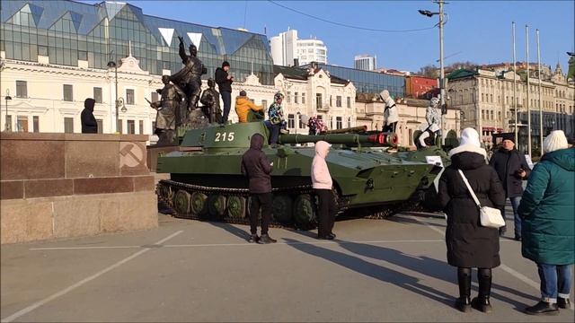 Выставка техники на площади Владивостока смотреть онлайн