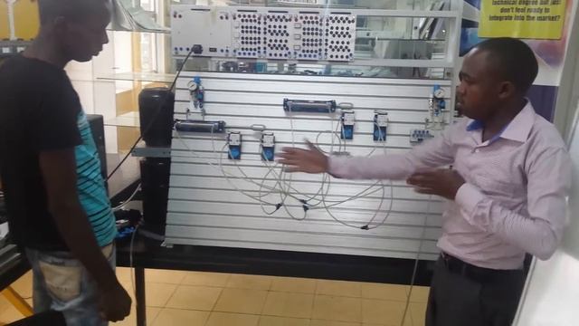 Hands-on Pneumatics Training Session at Centurion Systems смотреть онлайн