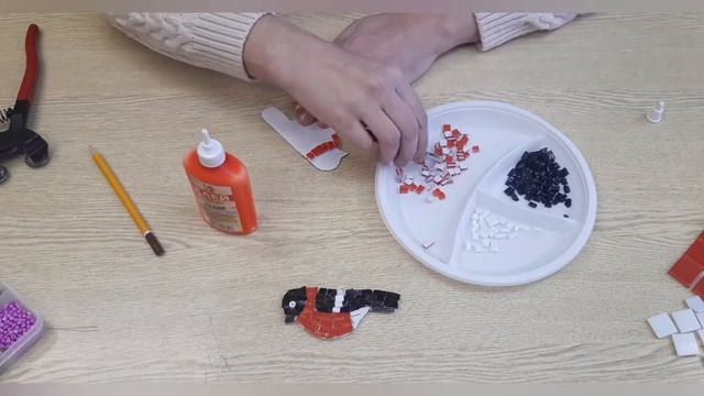 Мастер-класс по мозаике «Снегирь» смотреть онлайн