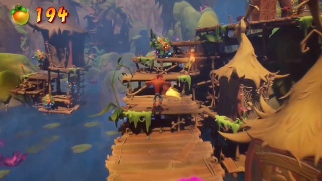 ИГРОБОЙ "Crash Bandicoot On The Run" смотреть онлайн