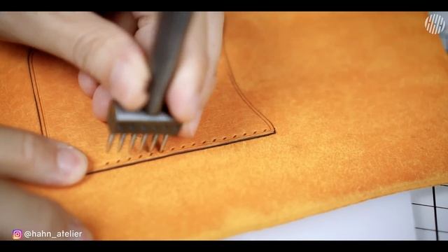 How to make a leather phone case | Leather working смотреть онлайн