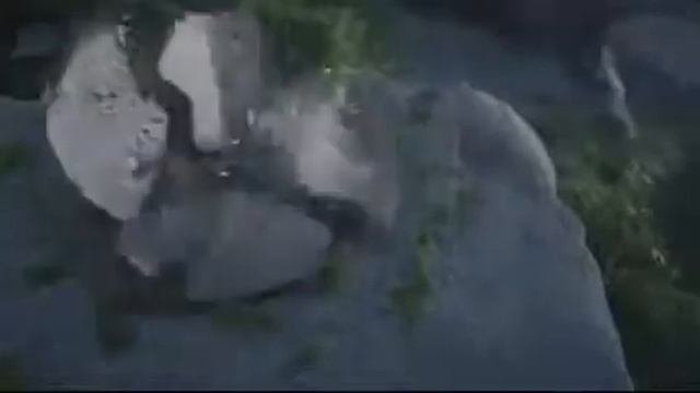 Большой дракон "Беззубик" (дышит огнем) смотреть онлайн