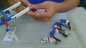 LEGO 9686 «Ferris Wheel» Building Instructions with Simple Motorized Mechanisms