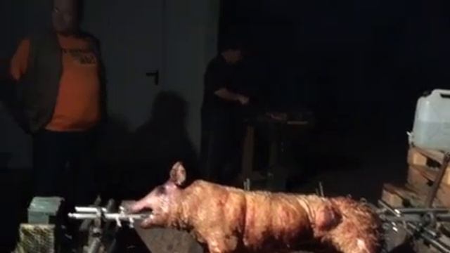 Жареный поросёнок под...... 19.12.2015 смотреть онлайн