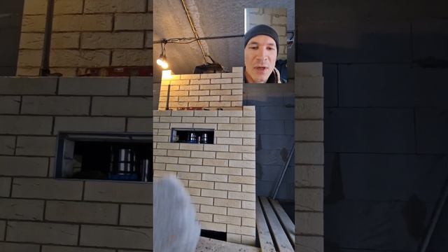Завершающий этап строительства камина на первом этаже