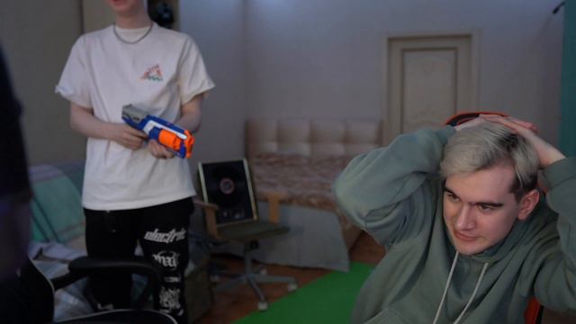 дрейк пристрелил шефа чтобы захватить 89 сквад смотреть онлайн