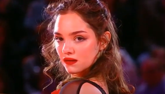 Чемпионка мира Евгения Медведева. Новая программа "Кармен" в шоу Тутберидзе "Чемпионы на льду 2022". смотреть онлайн