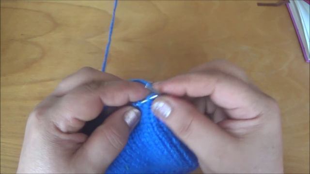 Вязаная сумочка с КИТТИ. Knitted Handbag Kitty. смотреть онлайн