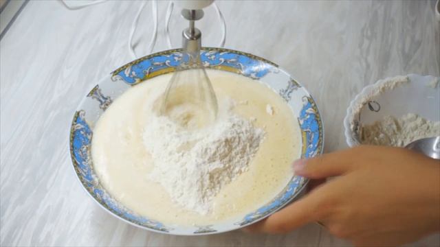 ПИРОГ ЗЕБРА НА СКОРУЮ РУКУ! Домашний рецепт пошагово. Очень вкусный из простых продуктов смотреть онлайн