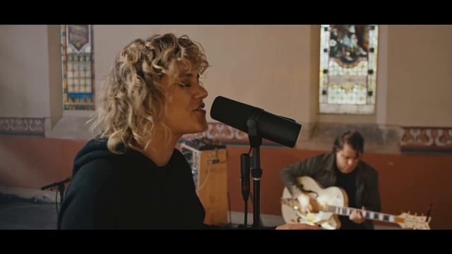 Another In The Fire - Hillsong UNITED смотреть онлайн
