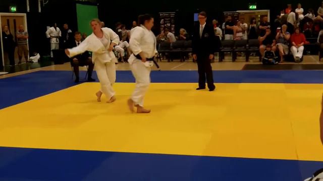 Notts open 09/06/13 Georgina смотреть онлайн