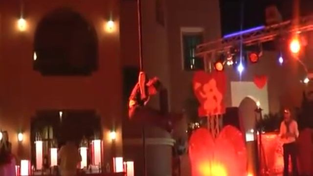 Мужской танец на шесте от Карлоса (Pole dance - Carlos França) смотреть онлайн