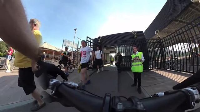 Запрет велосипеда в Лужниках. Велодорожка. смотреть онлайн