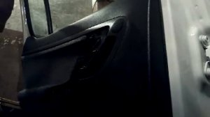 Как снять обшивку карту задней двери SKODA FABIA(2011)demontaz boczka drzwi tyl/door panel removal!