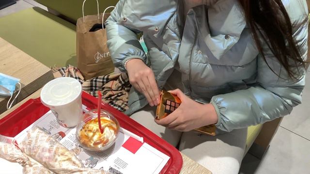 Жизнь в Таллинне/VLOG/8 марта/шоппинг смотреть онлайн