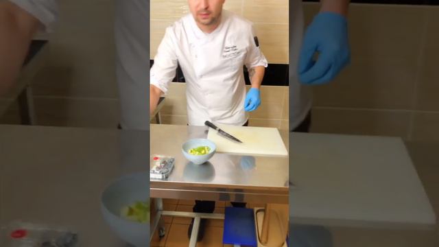 Глаз не оторвать от него смотреть онлайн