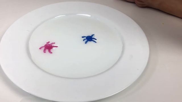 Оживающие картинки(часть 3) гонки пауков! Челлендж! смотреть онлайн