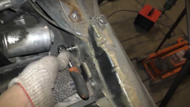 Замена моторчика и трапеции дворников на Приоре смотреть онлайн