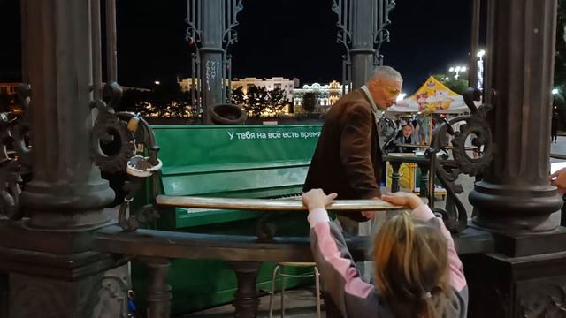 "У тебя на все есть время". Сильные слова.... Заставляют о многом задуматься. смотреть онлайн