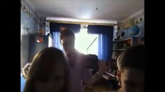 Holly Dolly Song cover смотреть онлайн