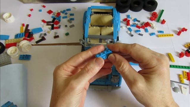 WIN this Lego Creator Volkswagen Beetle 10252 - Part Three (Final) - Lego Speed Build смотреть онлайн