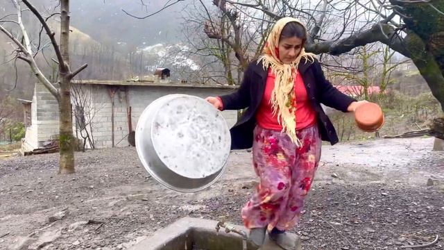 Baking local bread in a village oven смотреть онлайн