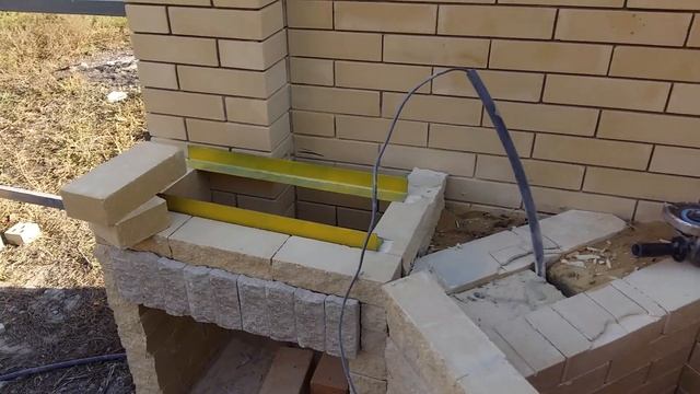 Строительство Шашлычного комплекса (мангала, барбекю) из кирпича в Ейске. ч.2 смотреть онлайн