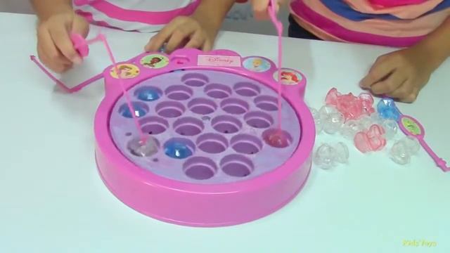 Disney Princess Magical Gems Fishing Game Disney Toy Playset смотреть онлайн